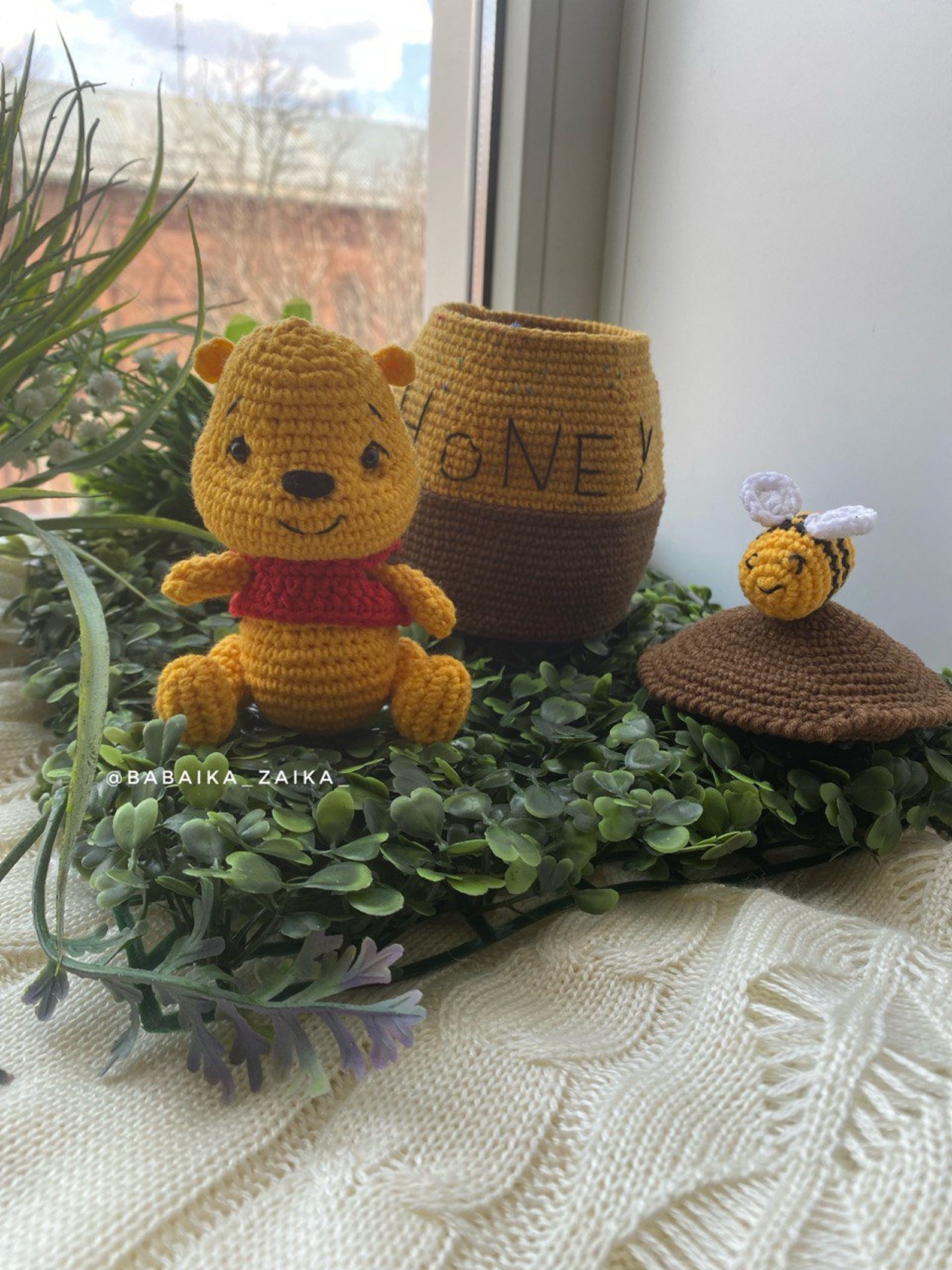 PDF Crochet Pattern Winnie the Pooh in a Honey Pot, Small Toy Pattern ...