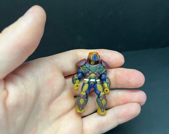 Figurina in miniatura originale scolpita a mano