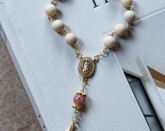 Rosario de décadas para coche Soft Glory - Rosario de décadas para volante / Regalo católico chapado en oro de 18 quilates - Amuleto cristiano para coche
