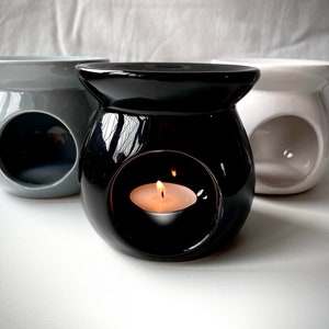 Ceramic Wax Melt / Oil Burner, Handmade and available in Grey, Black or White - Medium Rounded Wax Warmer