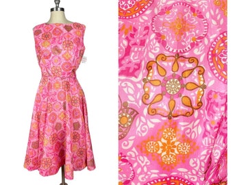 Vintage 1960s Pink Day Dress // Fit and Flare Full Skirt Paisley Print Hawaiian Sleeveless Party Dress