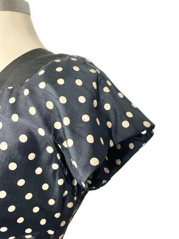 Vintage 1950s Polka Dot Day Dress // Navy Silk Gr… - image 5