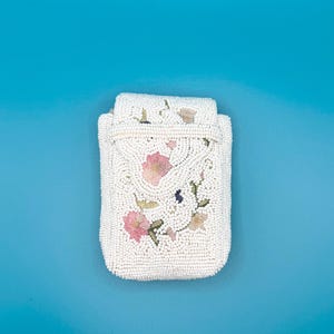 Antique 1910s Art Nouveau Cigarette Case // White Glass Beaded Floral Needlepoint Flap Closure Belle Epoch Pochette
