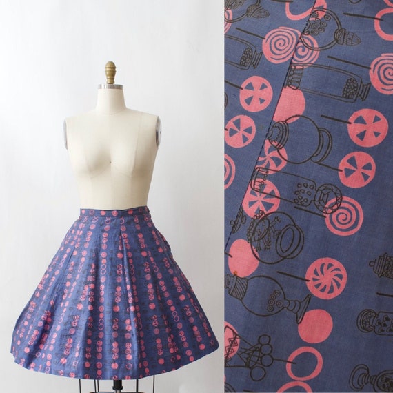 Vintage 1950s Novelty Print Circle Skirt // Blue … - image 1