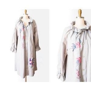 Vintage 1970s Lightweight Coat // Handpainted Floral Gray Lined Duster Jacket by Billina