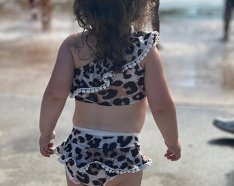 cheetah/two peice/swimsuit/with little skirt/one shoulder sleeve