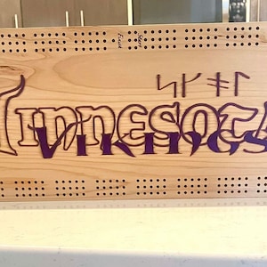 Custom cribbage boards