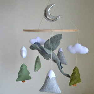 Mobile for baby, flying DRAGON mobile, woodland fairytale baby mobile