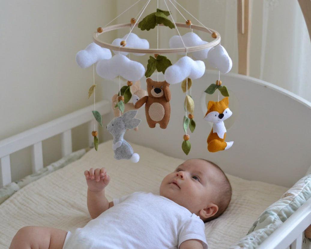 Mobile bébé Woodland : mobiles pour berceaux
