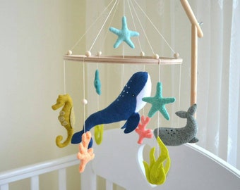 Ocean baby mobile, whale seahorse mobile, sea animals mobile, nautical baby mobile