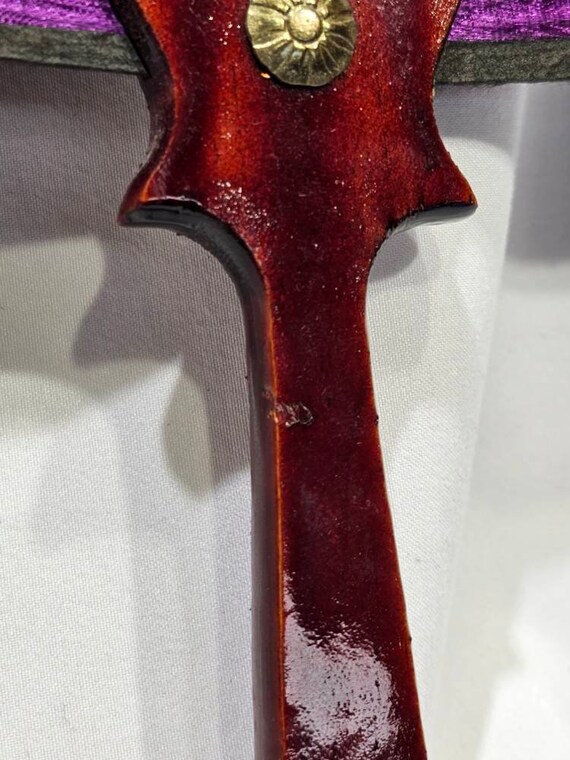 Traditional Korean Hand Held Fan Gem