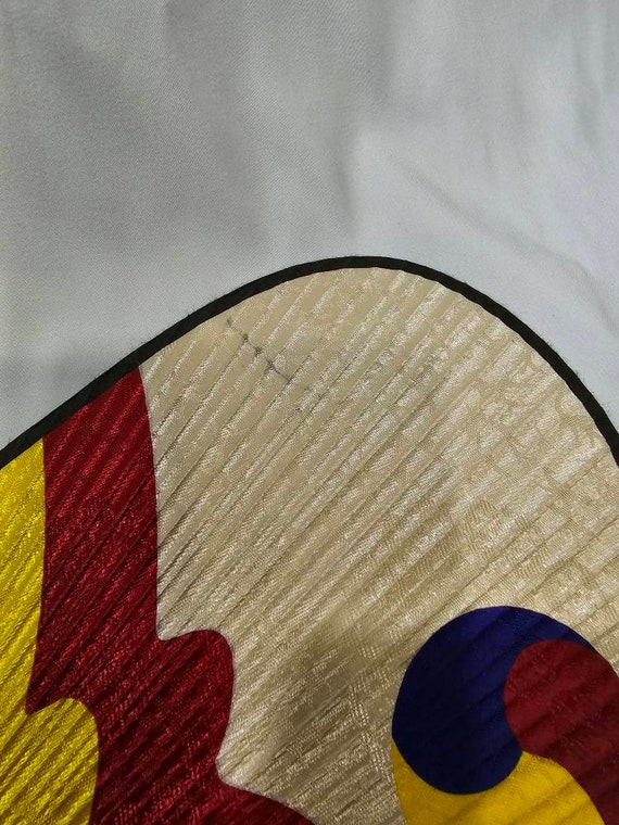 Traditional Korean Hand Held Fan Gem