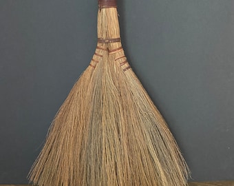 Primitive Wisk Broom-handheld-vintage