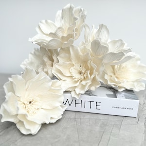 6 Diffuser flowers, 6 natural sola wood flowers for reed diffusers. Grandiflora Lily flowers 15 cm diameter. Birthday gift, bridal flowers.