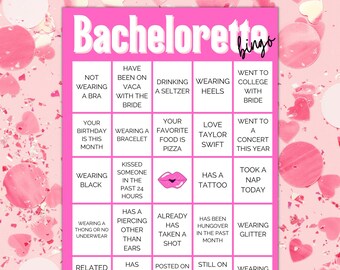 Könnte beinhalten: Rosa-weiße Bachelorette-Bingo-Karte mit Feldern, die Sätze wie "Tragen eines Armbands", "Mit der Braut aufs College gegangen", "Hat ein Tattoo" und "Glitzer tragen" enthalten.