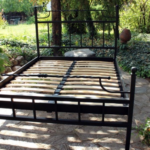 Metal bed, Unique Metal bed, Vintage Metal bed, Wrought iron bed, Simple metal bed, Iron bed frame, Steel bed, Sturdy Metal bed zdjęcie 3