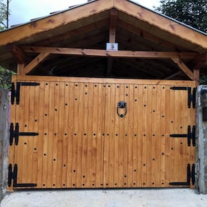 19.3&quot; Iron Hinge, Set of 3 Hinges for wooden barn doors, Rustic gate hinges, Heavy-duty gate hinges, Heavy-duty gate hinges