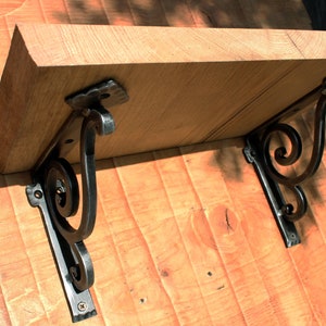 Board Shelf Brackets, Metal Scaffold Shelf Brackets, Wall Bracket for Industrial Style Shelf, Heavy Duty Shelf brackets.
