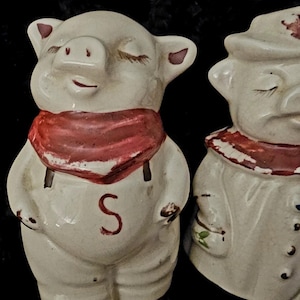 Salière et poivrière Shawnee Smiley Pigs vintage