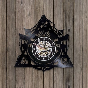 Zelda Triforce Vinyl Record Original Clock Kids Room Wall Decor Laser Cut Art for Game Lover Birthday Gift for Brother