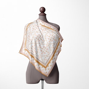 Silk Scarf | Square Scarf | Floral Print | Vintage scarf | Women gift | Silk Head Scarf | Neck Scarves | Silk Bandana