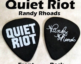 Quiet Riot Randy Rhoads signature guitar pick (M18)