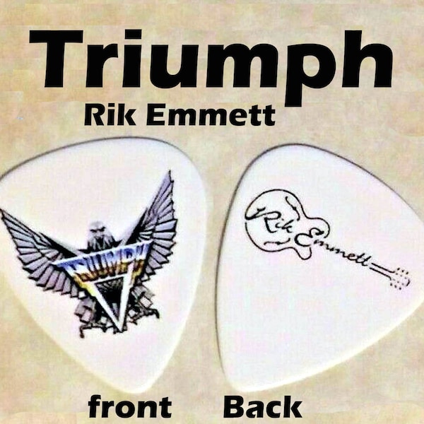 Triumph Rik signature guitar pick (Q2)