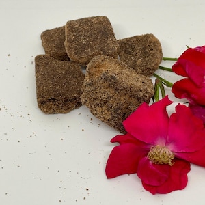 Homemade Rose Bakhoor | Natural Floral Incense with Pure Rose Essential Oil | Aromatherapy | Home Fragrance