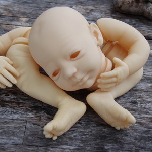 リボーンドール 21インチ リボーンドールキット ソフトタッチ 未完成 塗装済み 人形パーツ フレッシュカラー DIY ブランクドールキット 子供への 50cmリボーンドール赤ちゃんリアルな赤ちゃん人形20インチ手作り幼児