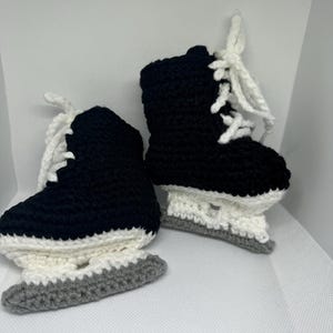 Crocheted Hockey skates