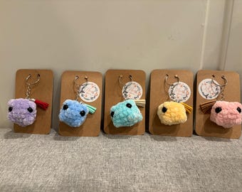 Handmade Frog crochet key chain set of 5