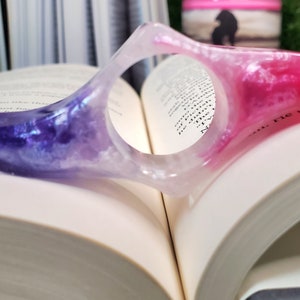 Page Holder