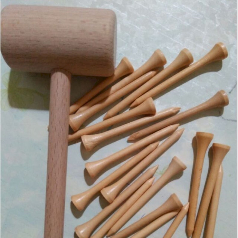 Wooden Hammer And Nails To Drive All Kinds Of Wooden Furniture zdjęcie 1