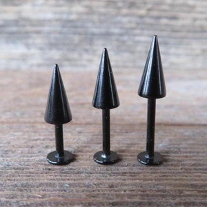 Long Spike 16G or 14G Black Titanium IP Cartilage Labret Lip Ear Helix Tragus Flatback Earring Bar Barbell Piercing 16G (1.2mm) 14g (1.6mm)
