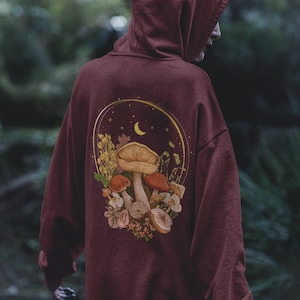 Mushroom Cottagecore Hoodie, Aesthetic Magic Mushroom Wildflower Back Print Unisex Hoody, Botanical Plant Nature Clothing Mushroom Lover Top