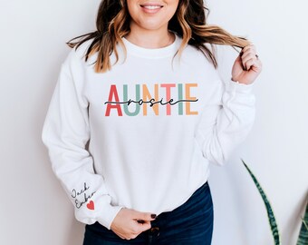 Felpa personalizzata con nome della zia, maglione personalizzato con nome del bambino sulla manica, splendido maglione con stampa a cuore per la famiglia, fantastico vestito per la zia, regalo per la zia