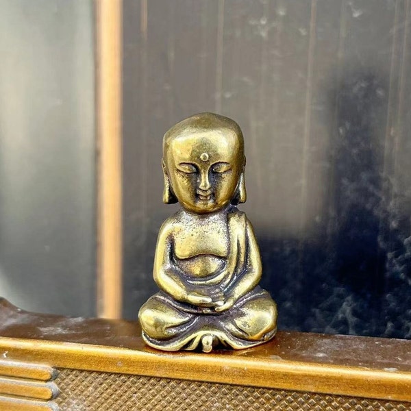 Tibet Pocket Buddha small monk statue,Brass Buddha Idol Shakyamuni Feng Shui Zen Buddhism Buddhist Gifts Meditation Zen，Car Art Wealth decor