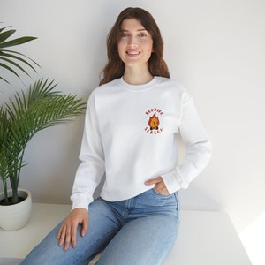 Bluza z okrągłym dekoltem Bonfire Season Retro Character Fall Unisex Heavy Blend™