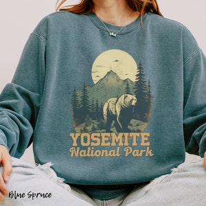 Yosemite National Park Comfort Colors Sweatshirt for women, Granola girl sweatshirt, Gift for Camper, Vintage Sweatshirt, Retro Sweatshirt