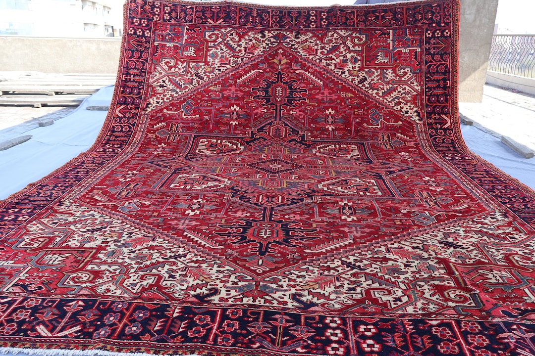 ウール製 赤い幾何学模様ラグ 10x13 アンティーク セラピ エリアラグ、大型幾何学模様ヘリズラグ