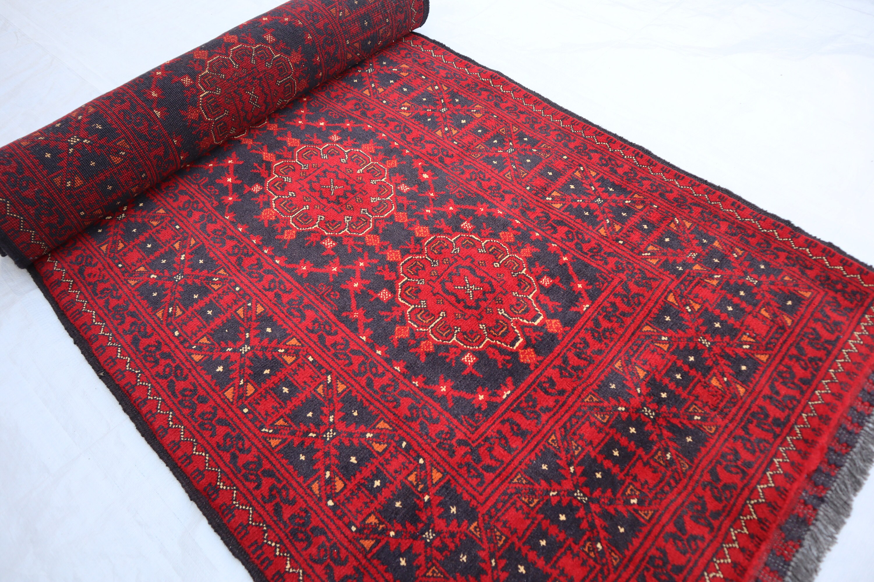 レッド 13 フィート ロング ランナー ラグ | アフガニスタン