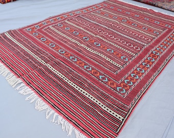 4'2x6'7 フィートのアフガニスタン キリム エリア ラグ - ピンク