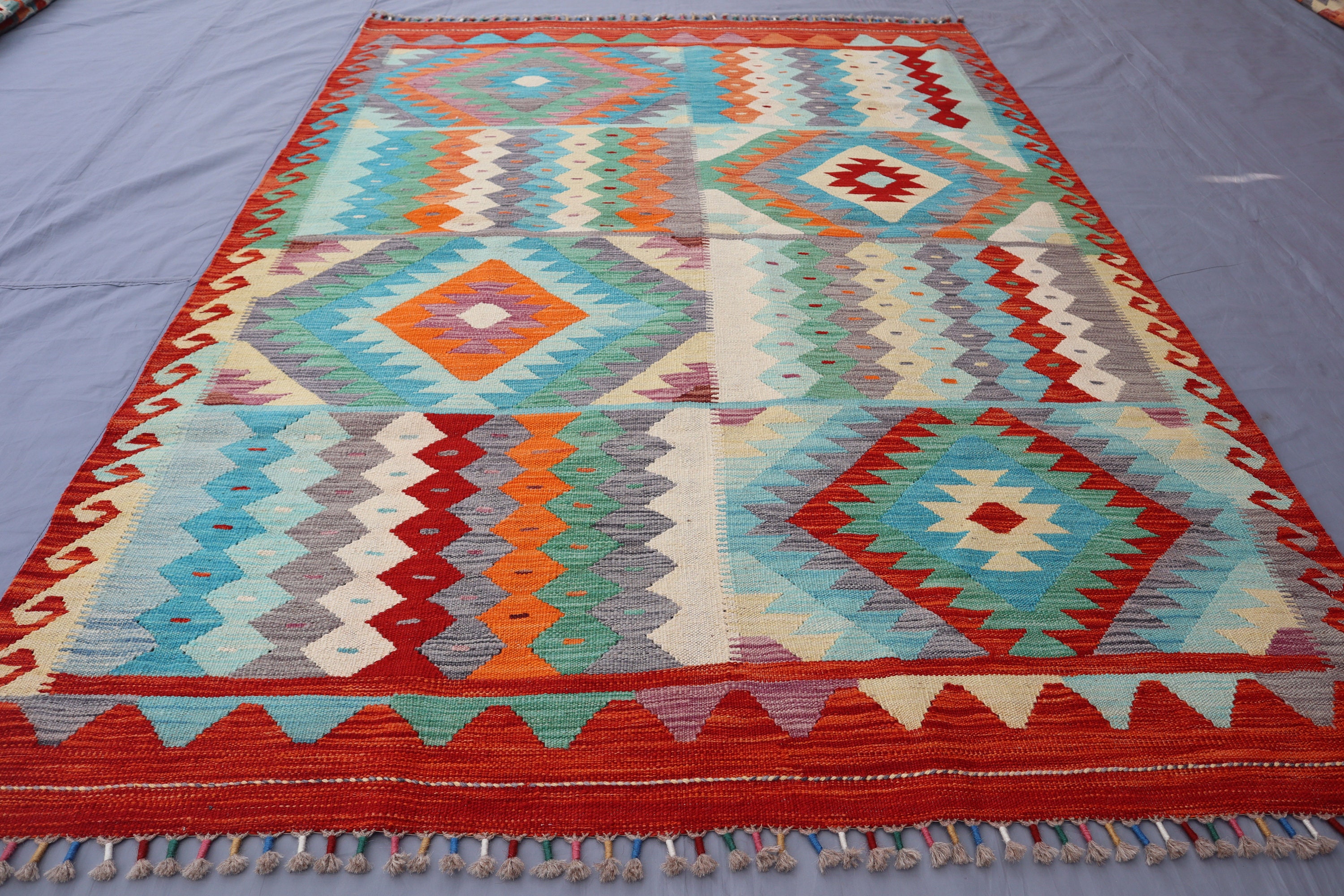 カラフルな幾何学模様キリムラグ カラフルな幾何学模様キリムラグ キリムラグ じゅうたん 絨毯 ラグ