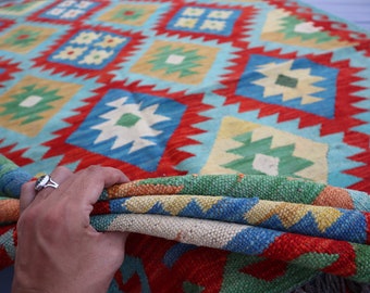 6x8 アフガニスタンキリムラグ、ソフトブルーレッドハンドメイドウール