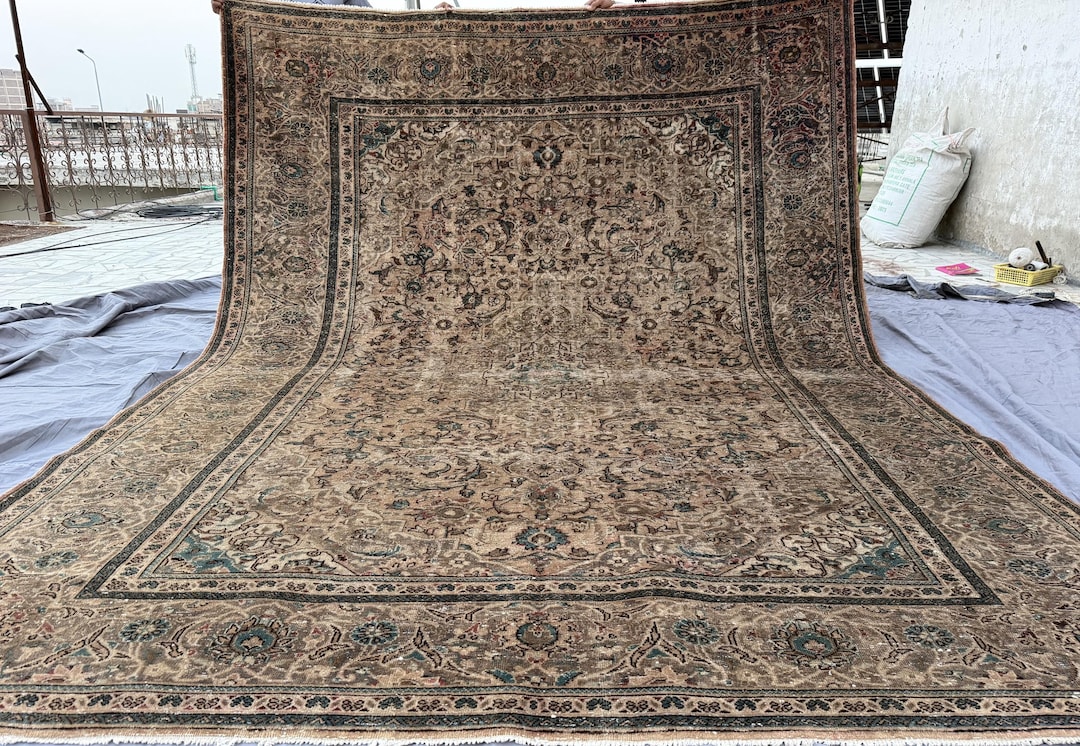 117×204 “Old Vibes” ViNTAGE TURKiSH RUG 1920s Antique Faded Rug