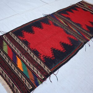 Alfombra Kilim de 2&#39;3x6&#39;5 pies, alfombra de pasillo corta de lana afgana vintage hecha a mano, alfombra tribal antigua de tejido plano, alfombra de pasillo, alfombra de cocina