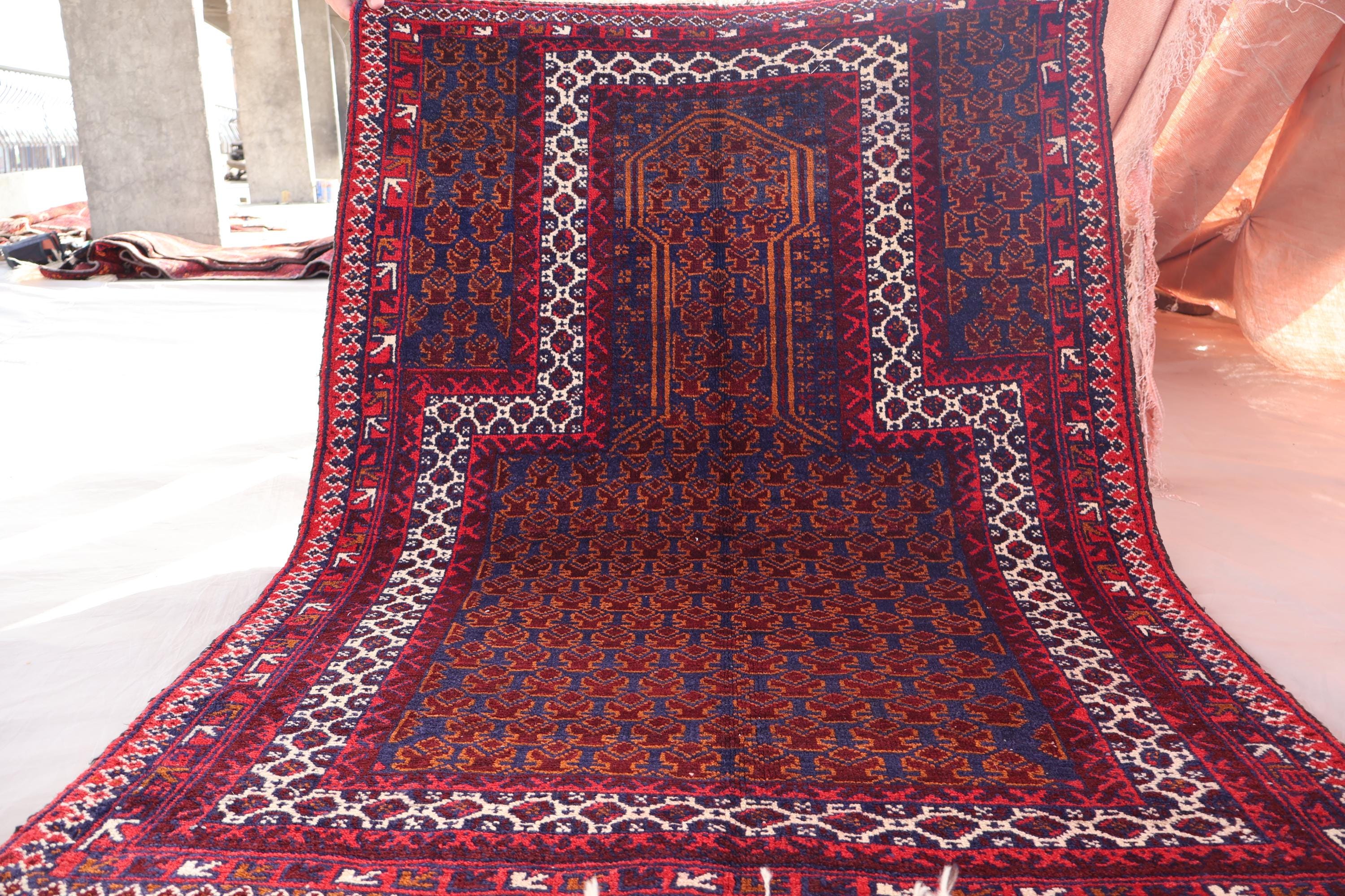 ヴィンテージ祈祷用ラグ 3x4'5 フィート アフガニスタン製ハンドメイド