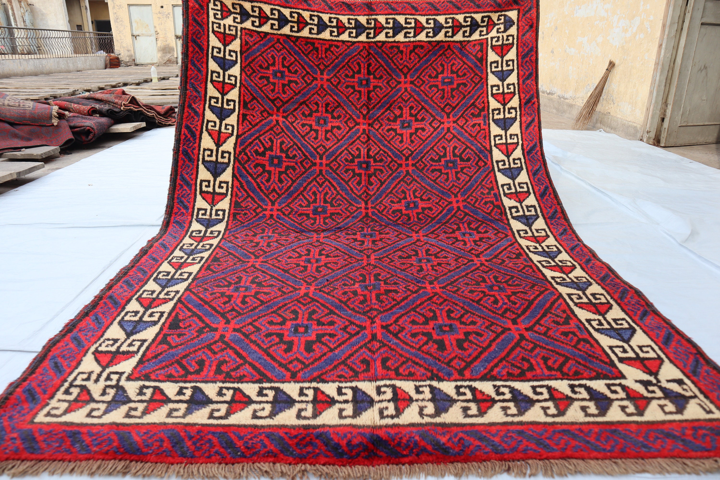 ビンテージラグ　伝統的　ウールラグ　アフガニスタン アフガニスタン絨毯 | セミアンティーク - vintagecarpet-アンティーク