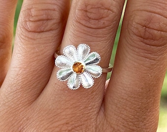 8 Petal Flower Ring - Natural Stone - Amethyst - Citrine - Aquamarine - Peridot - Garnet - Flower Jewelry - Silver - Gold - Floral Ring