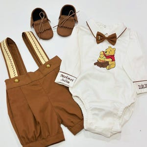 Gepersonaliseerde jongens Winnie Pooh Bear 1e verjaardag pak set jongensnaam datum geborduurde Winnie de Pooh verjaardag peuter mijlpaal verjaardagen